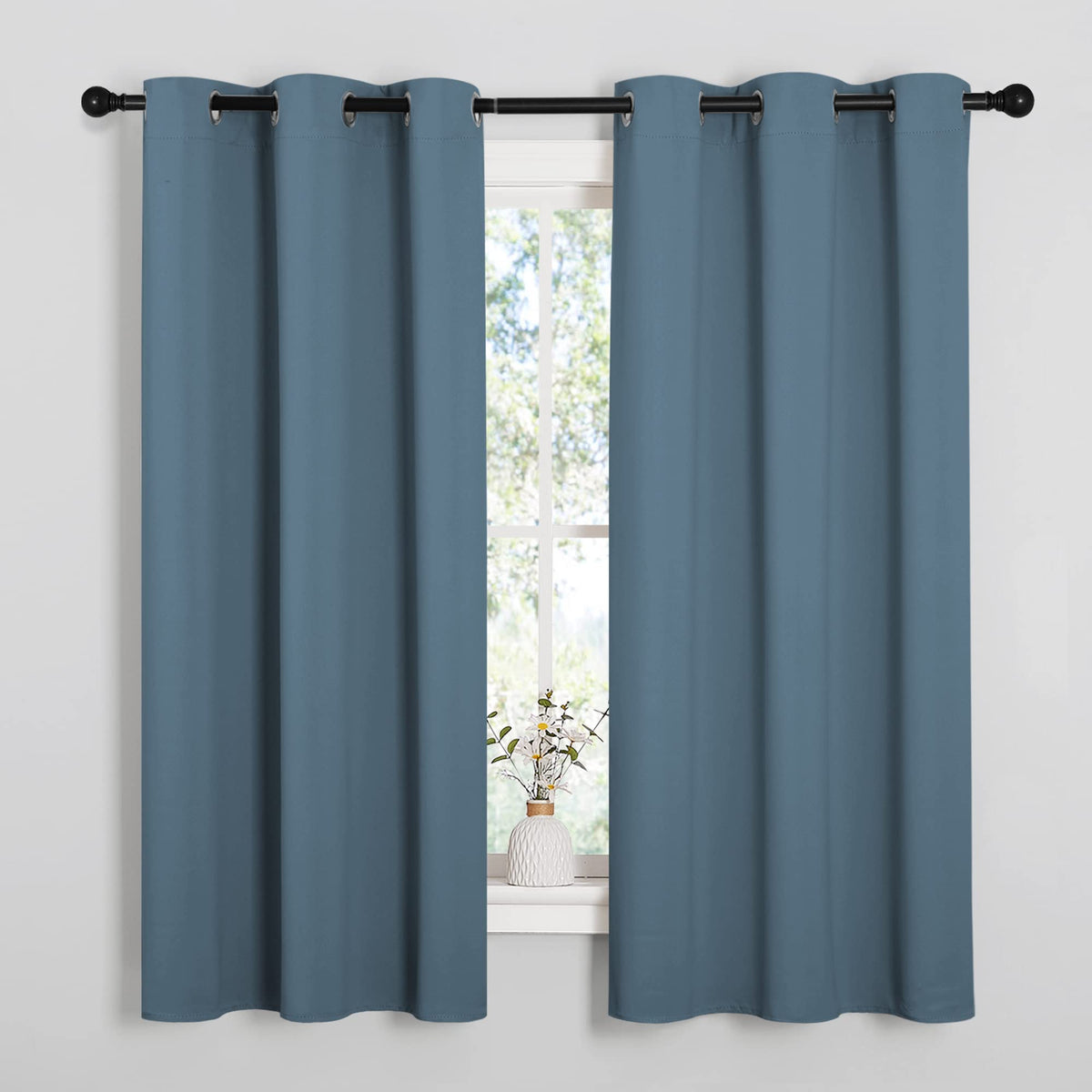 NICETOWN Thermal Insulated Solid Grommet Blackout Curtains/Drapes/Panels for Dining Room (Hunter Green, 1 Pair, 42 by 63-Inch)