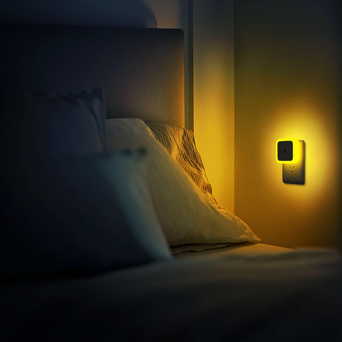 Sujeet Night Light, Night Lights Plug into Wall 8-Pack, Nightlight Plug in Night Light, Dusk to Dawn Night Lamp Led (Red)