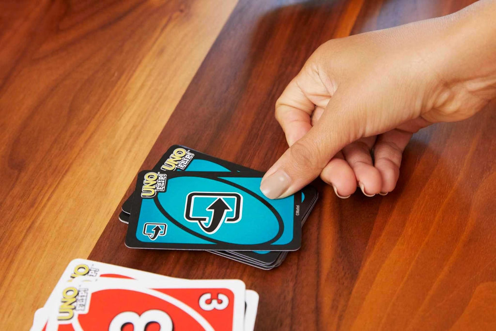 Mattel Games UNO Card Game, Ages 7+, 2-10 Players