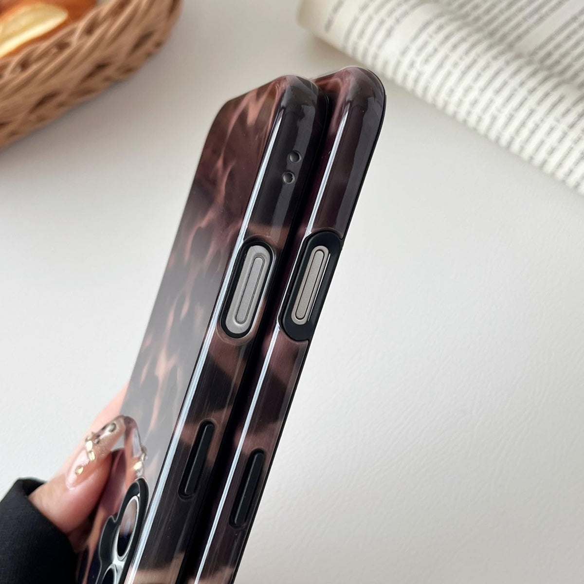 Longlayss Compatible with iPhone 16 Pro Case Tortoise Shell Phone Case