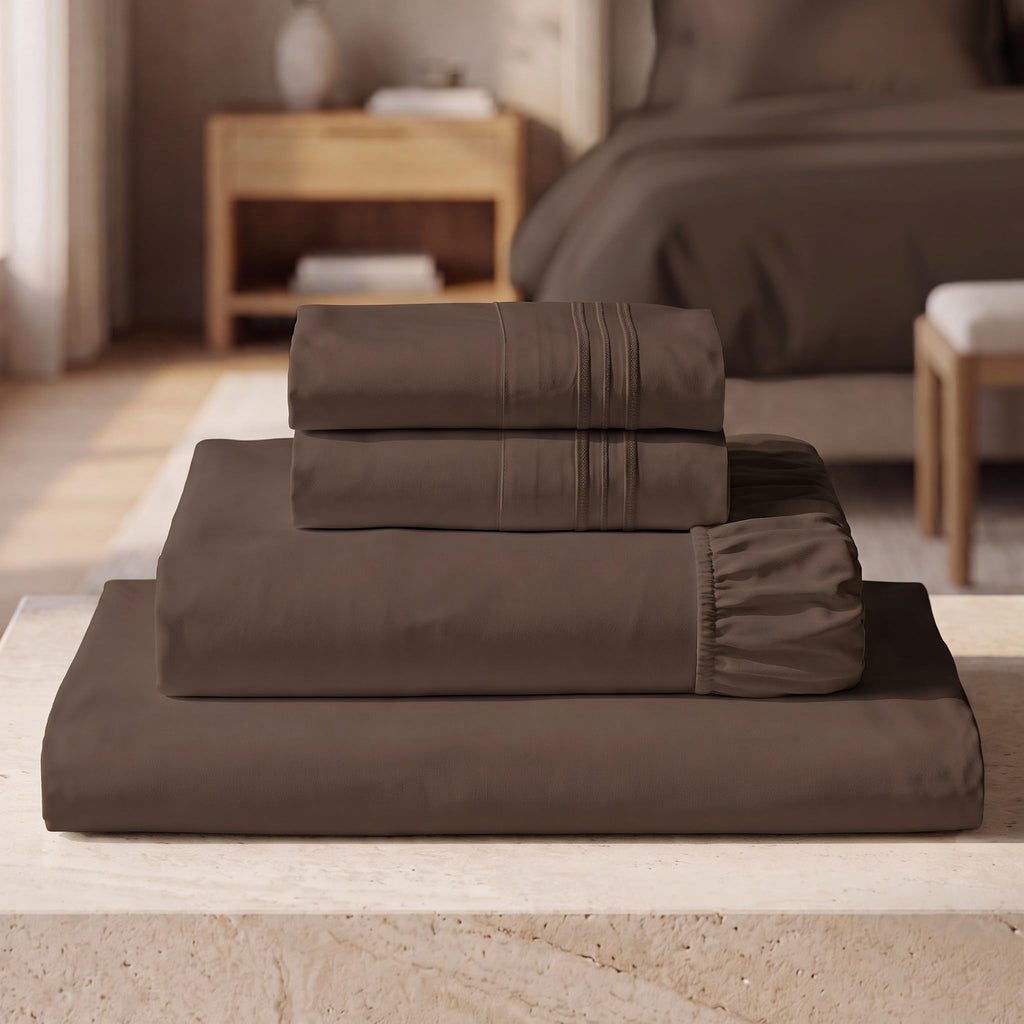 Mellanni Iconic 4-Piece Bed Sheet Set, 16" Deep Pocket (Queen, White)