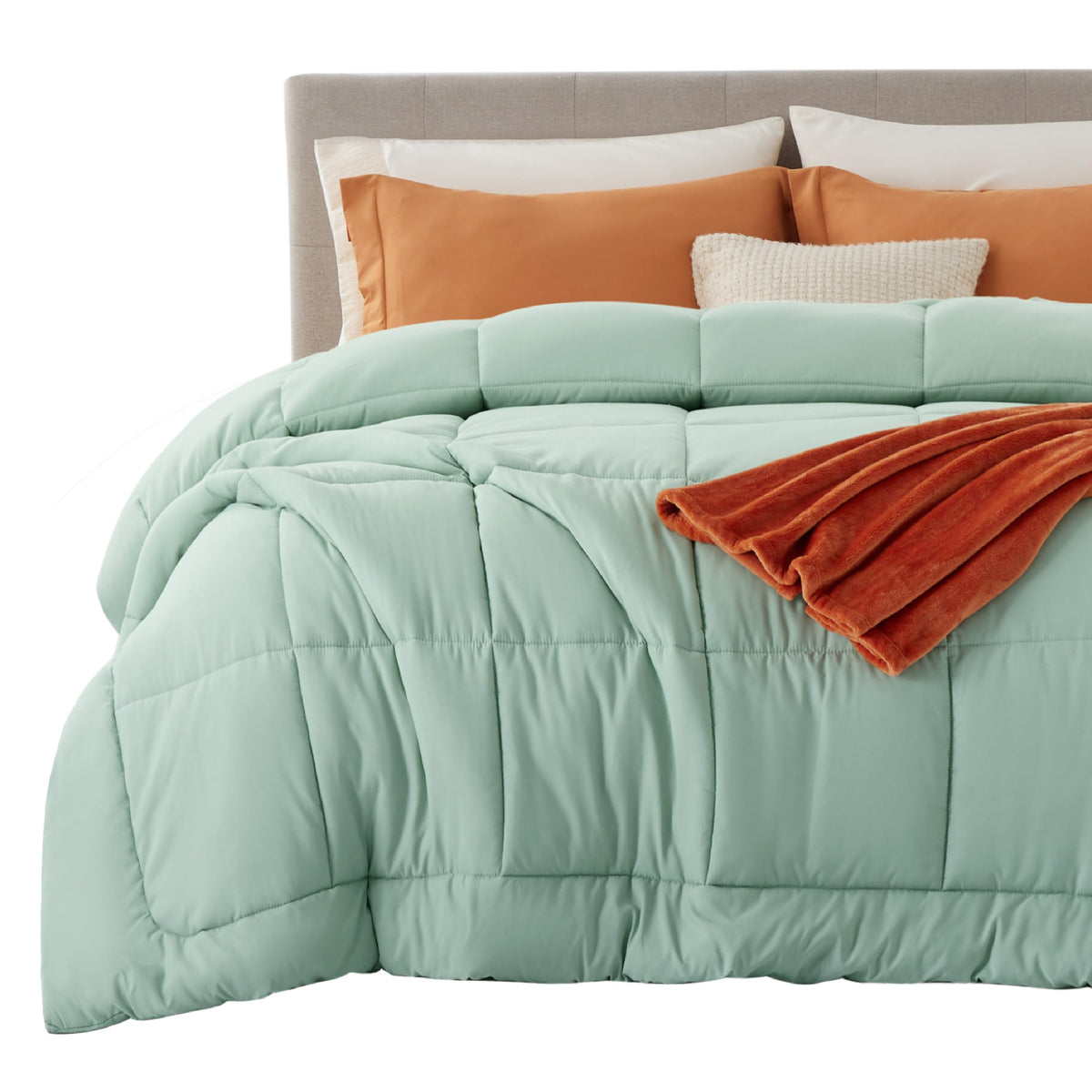 Bedsure Comforter Duvet Insert - Quilted Comforters Queen Size, All Season Duvet, Down Alternative Bedding, with 8 Tabs, Gifts for Women/Men, Olive Green, Queen 88 x 88 Inches