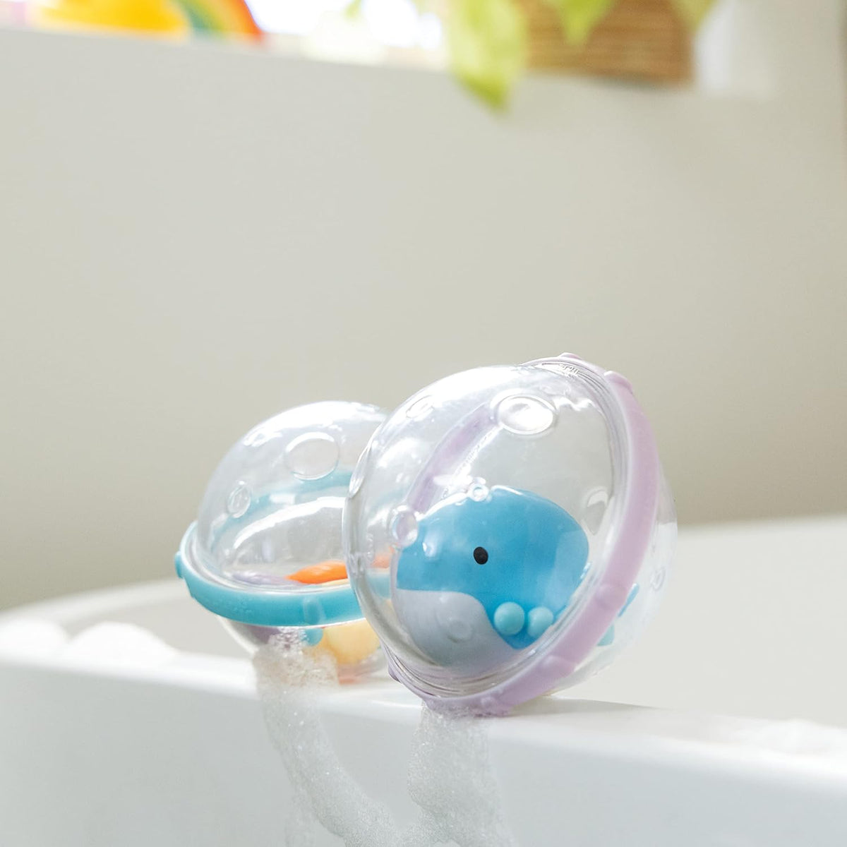 Munchkin® Float & Play Bubbles™ Baby Bath Toys, 4 Count