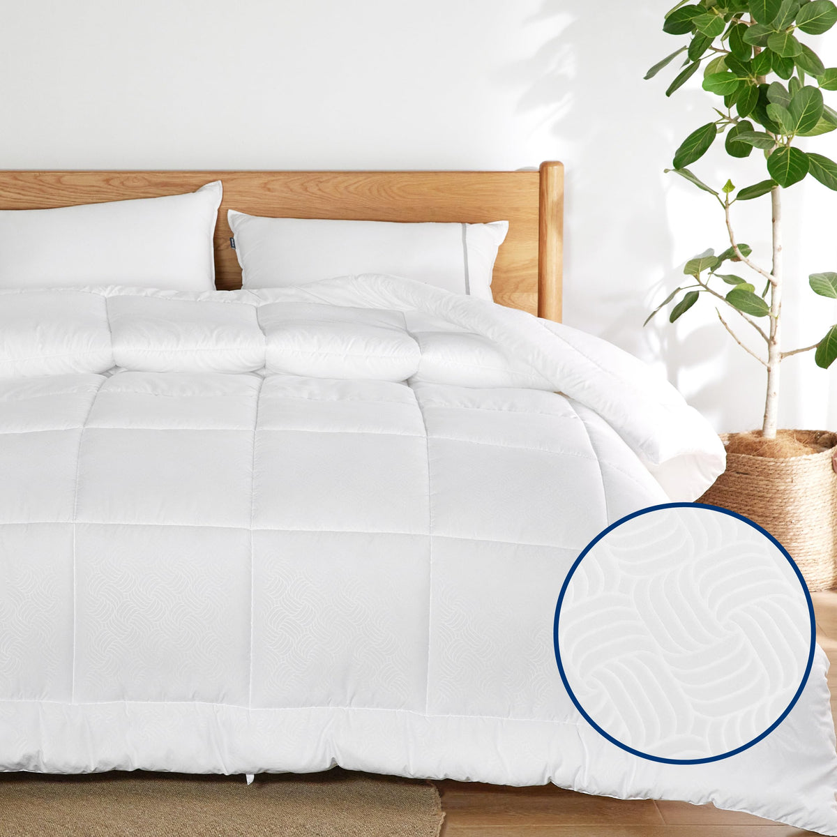 Bedsure Comforter Duvet Insert - Quilted Comforters Queen Size, All Season Duvet, Down Alternative Bedding, with 8 Tabs, Gifts for Women/Men, Olive Green, Queen 88 x 88 Inches