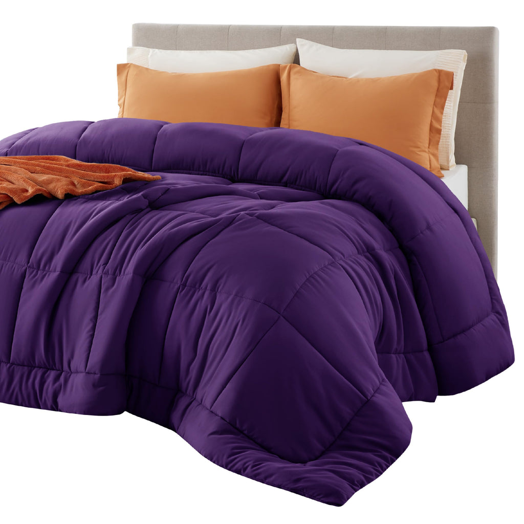 Bedsure Comforter Duvet Insert - Quilted Comforters Queen Size, All Season Duvet, Down Alternative Bedding, with 8 Tabs, Gifts for Women/Men, Olive Green, Queen 88 x 88 Inches