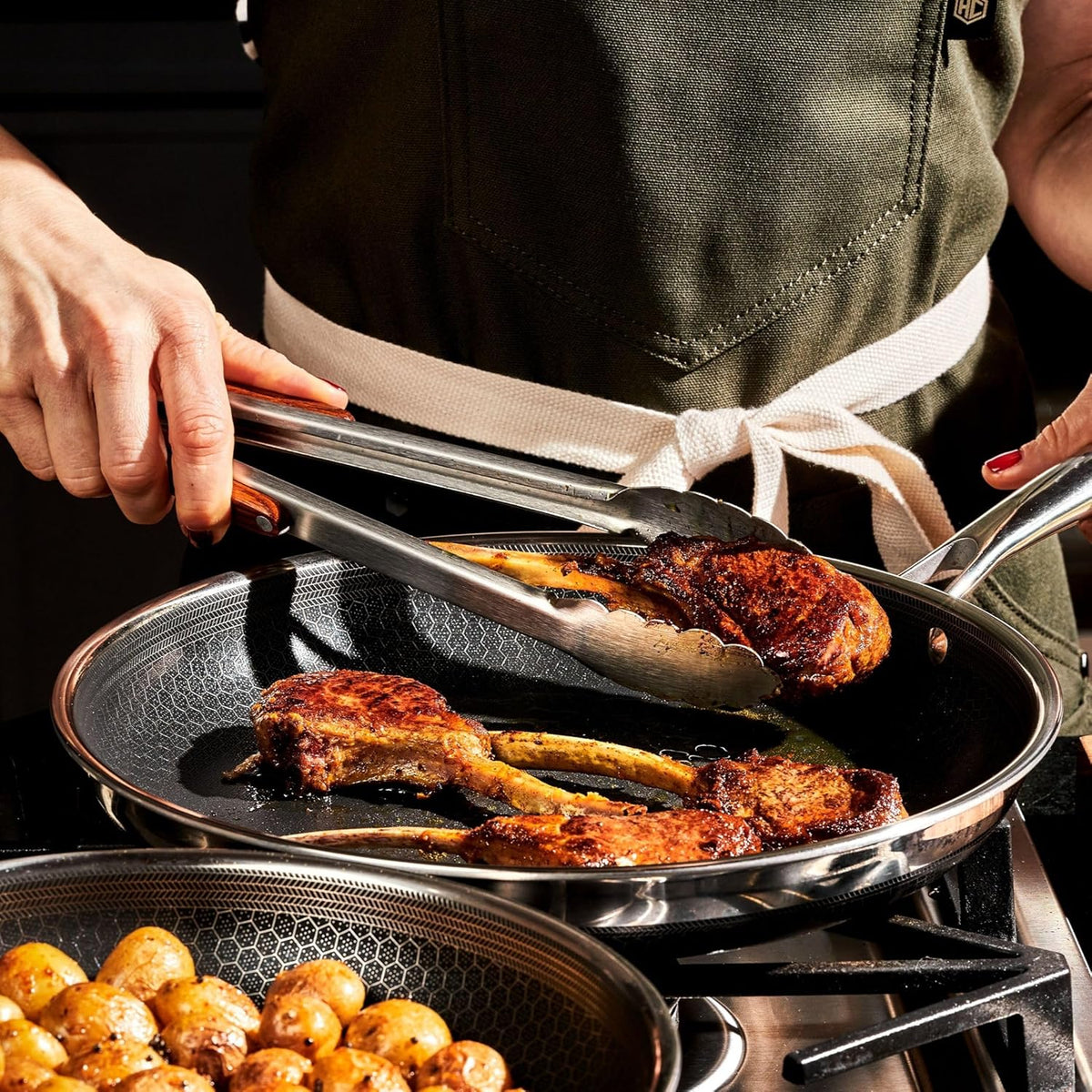 HexClad 10" Hybrid Nonstick Frying Pan, Dishwasher & Induction Safe